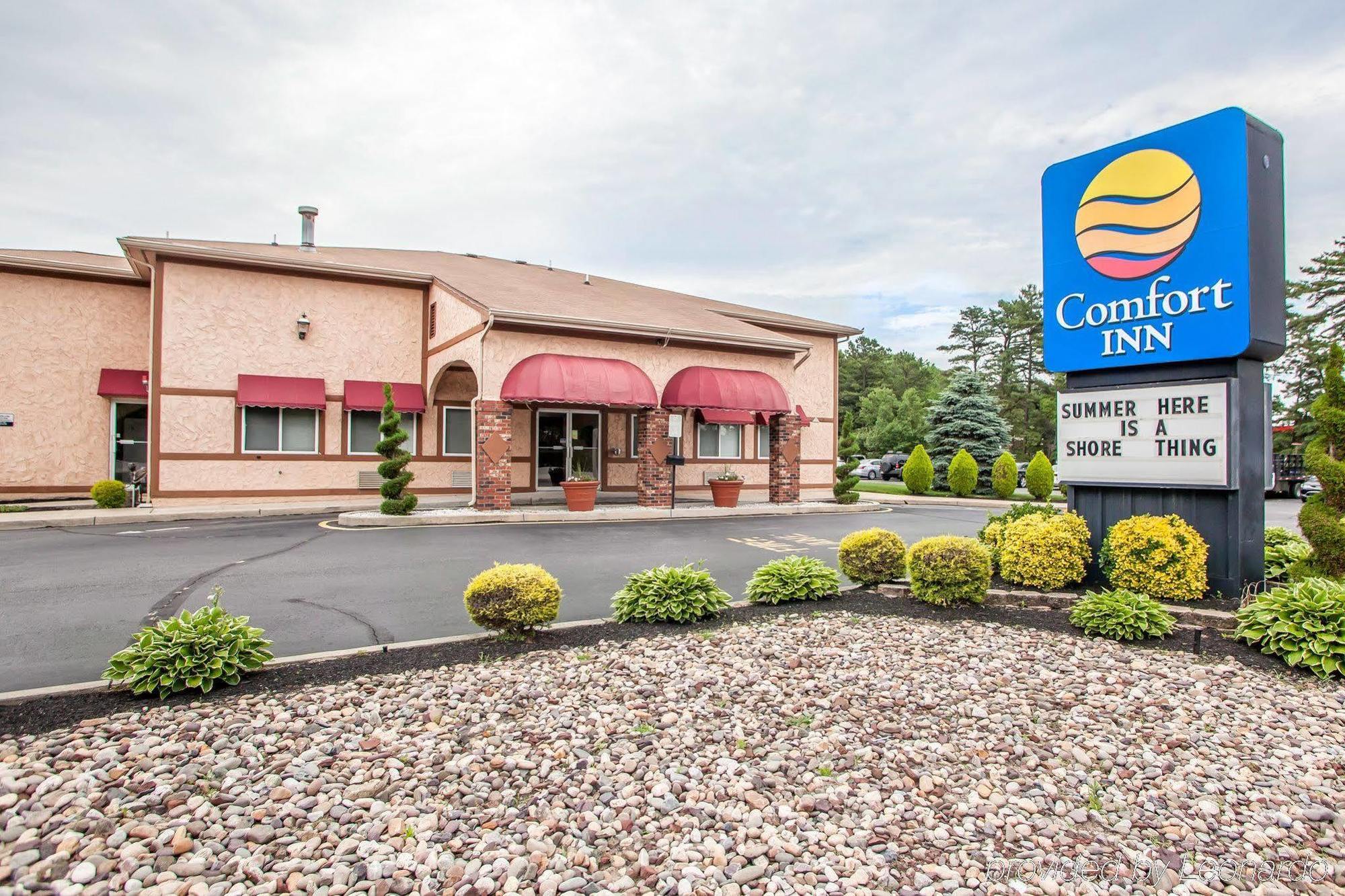 クオリティ イン ニア トムス リバー コーポレート パーク Manchester Township エクステリア 写真