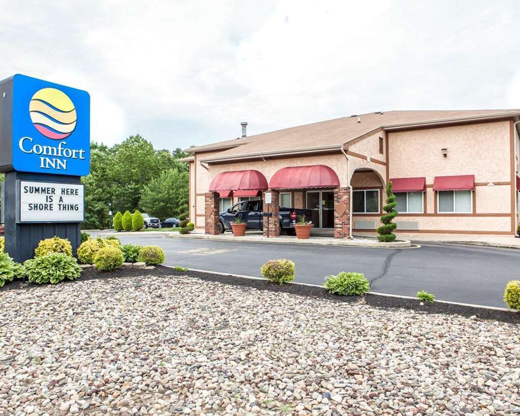 クオリティ イン ニア トムス リバー コーポレート パーク Manchester Township エクステリア 写真